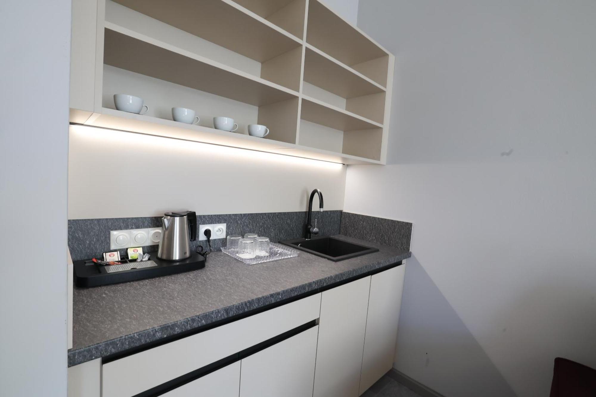 Boutique Hotel Ambiente ****+ Karlovy Vary Esterno foto