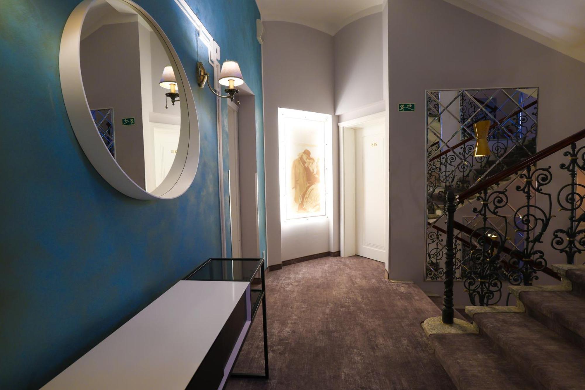 Boutique Hotel Ambiente ****+ Karlovy Vary Esterno foto